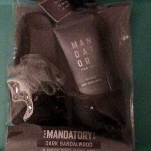 For Mandatory Men Dark Sandalwood 3 Piece Foot Care Set